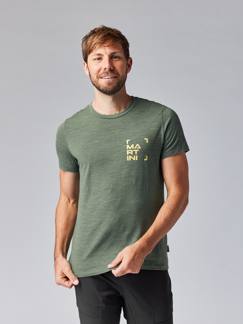 Martini Sportswear - TREKTECH Shirt Straight M - T-Shirts in mosstone - Vorderansicht Model - Herren
