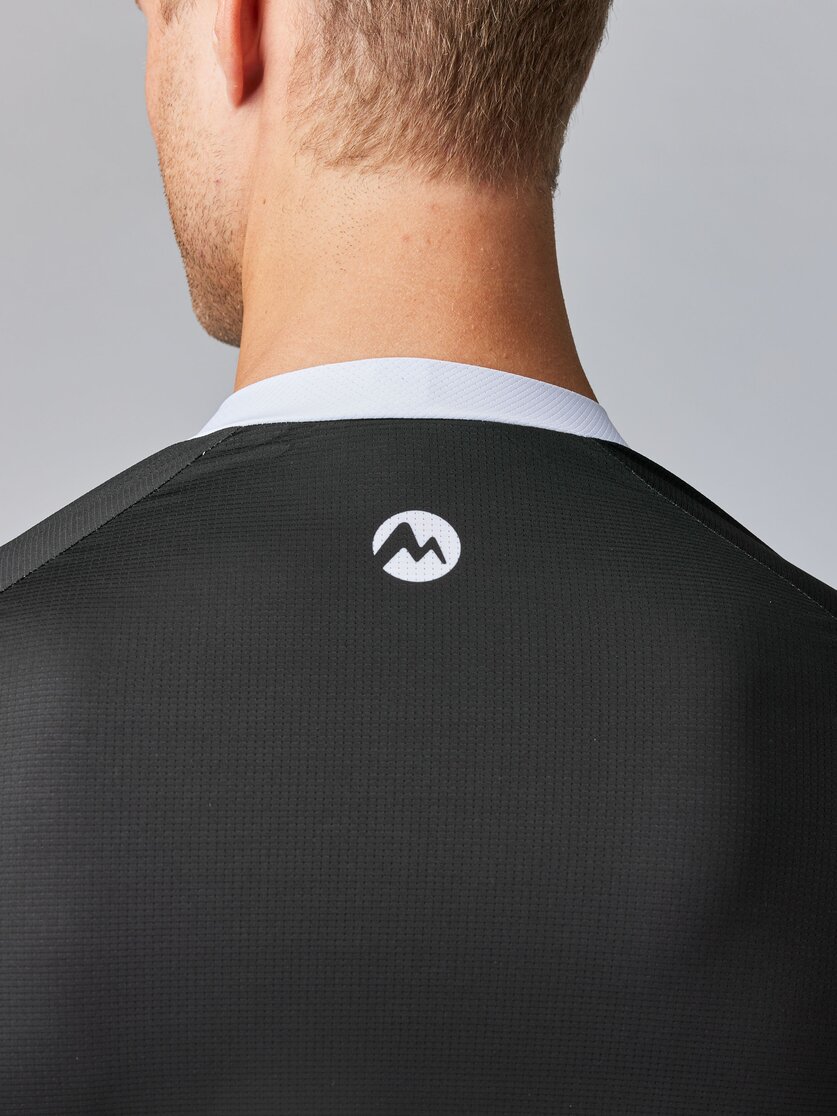 Martini Sportswear - FLOWTRAIL Zip Shirt Dynamic M - T-Shirts in black-steel - Detail 1 - Men