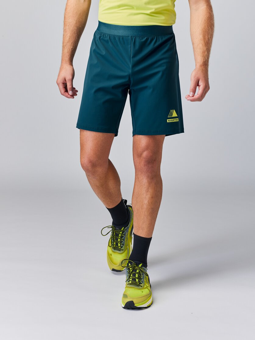 Martini Sportswear - PACEMAKER Shorts M - Shorts in black-white - vista frontale modello - Uomo