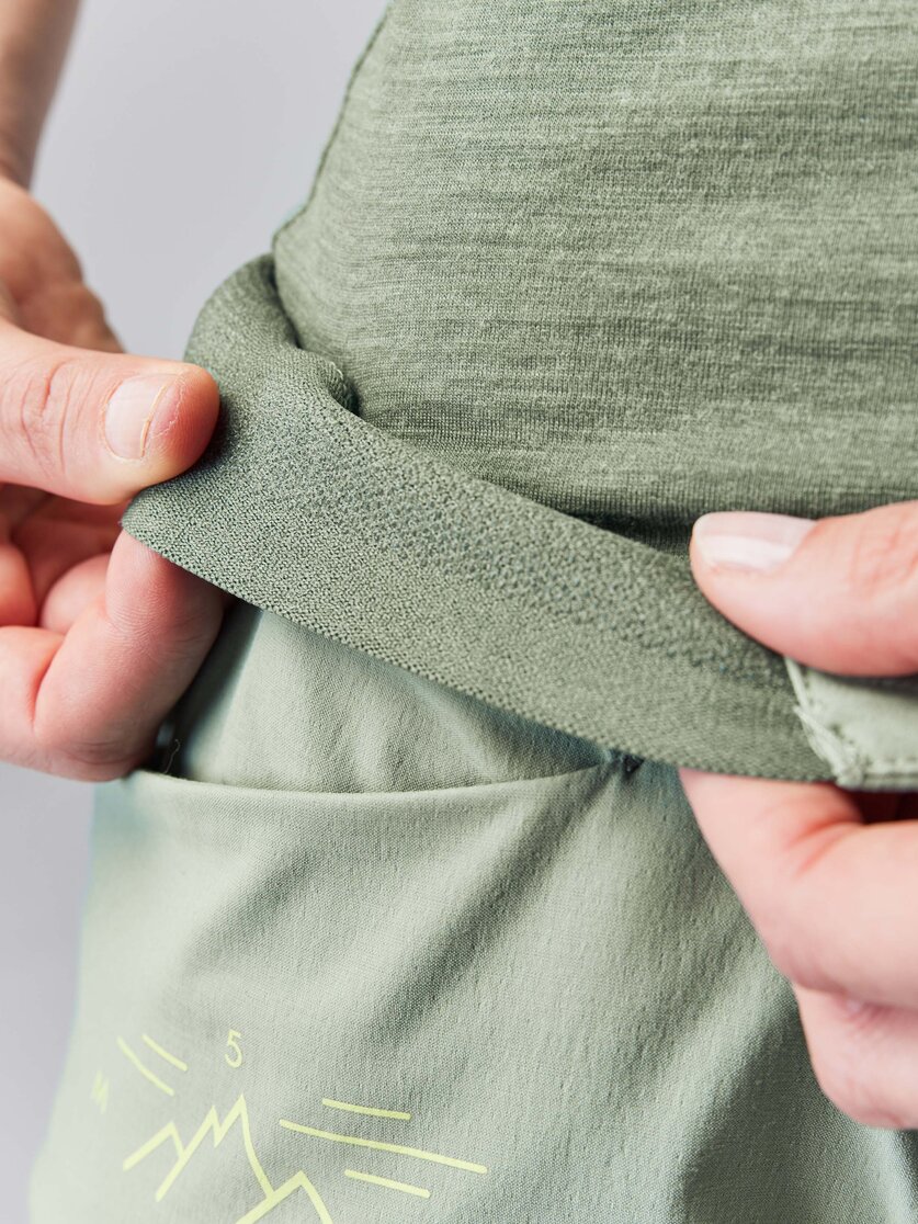Martini Sportswear - ALPMATE Pants W "K" - Lange Hosen in Kurzgrößen in tendril - Detail 3 - Damen