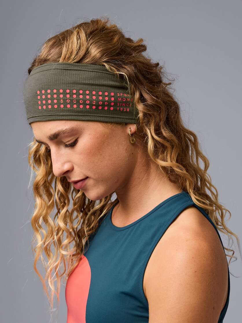 Martini Sportswear - Highventure Headband W - Stirnbänder in white-black - Vorderansicht Model - Damen