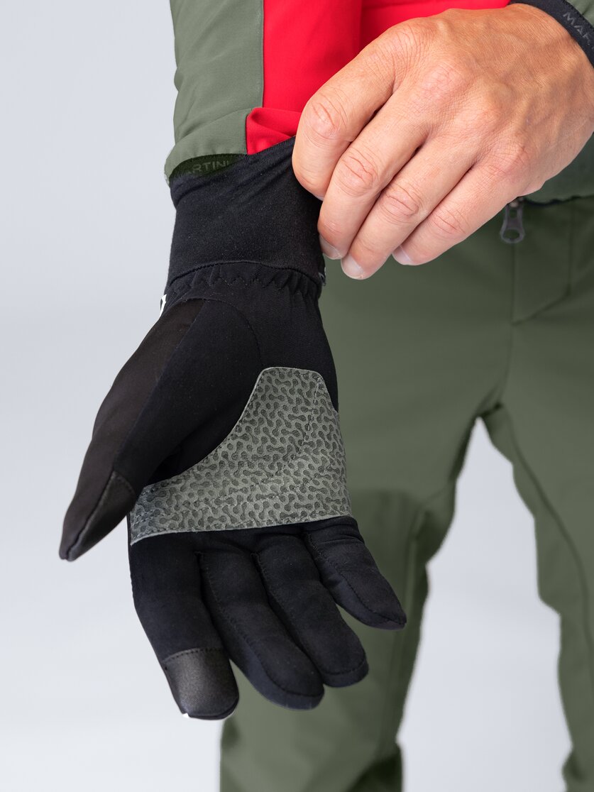 Martini Sportswear - Alvaro Gloves Uni - Gloves & mittens in black - Detail 4 - Unisex