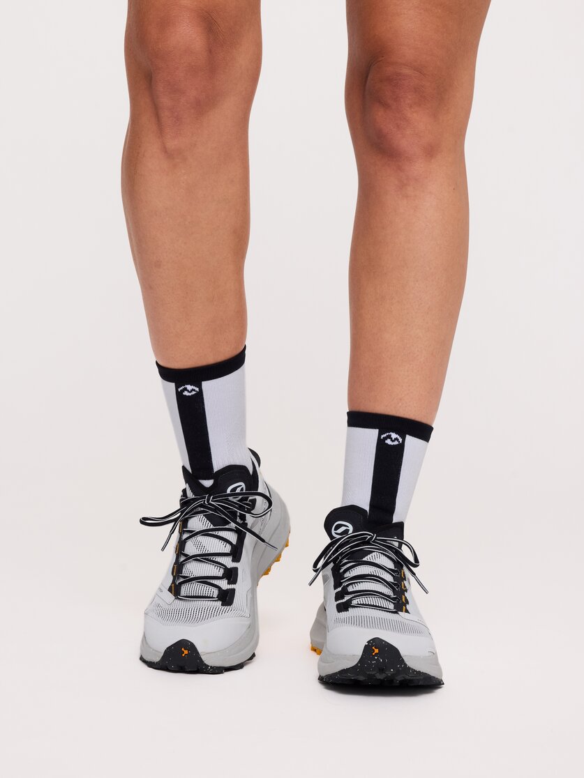 Martini Sportswear - Hillclimb Socks Mid Uni - Socken in white-black - Detail 1 - Unisex