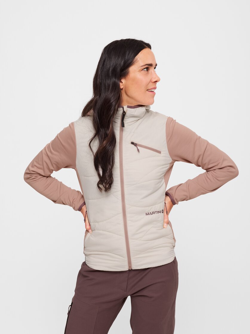 Martini Sportswear - Alpmate IN Hybrid Hooded Jacket W - Hybridjacken in black - Vorderansicht Model - Damen
