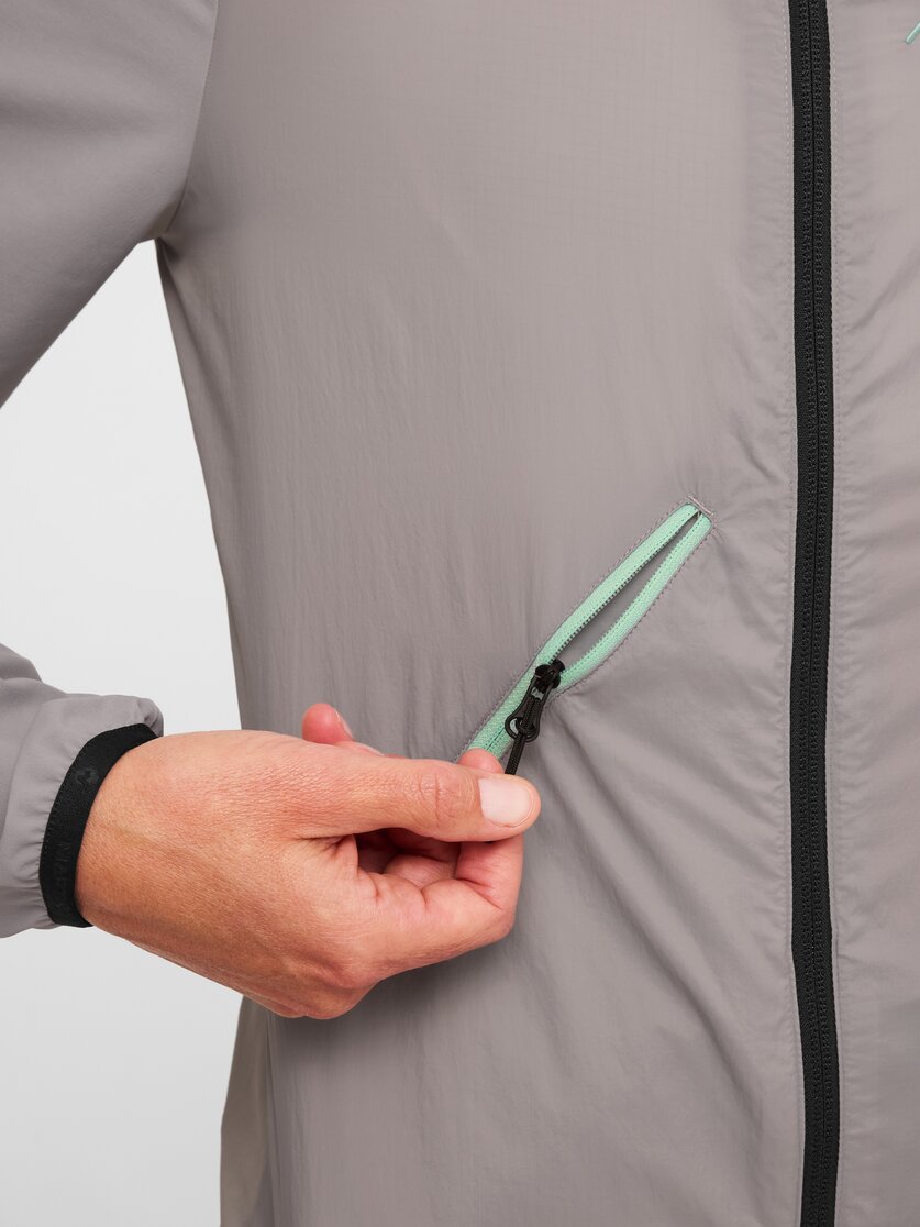 Martini Sportswear - Alpmate WB Hybrid Hooded Jacket W - Hybridjacken in black - Detail 2 - Damen