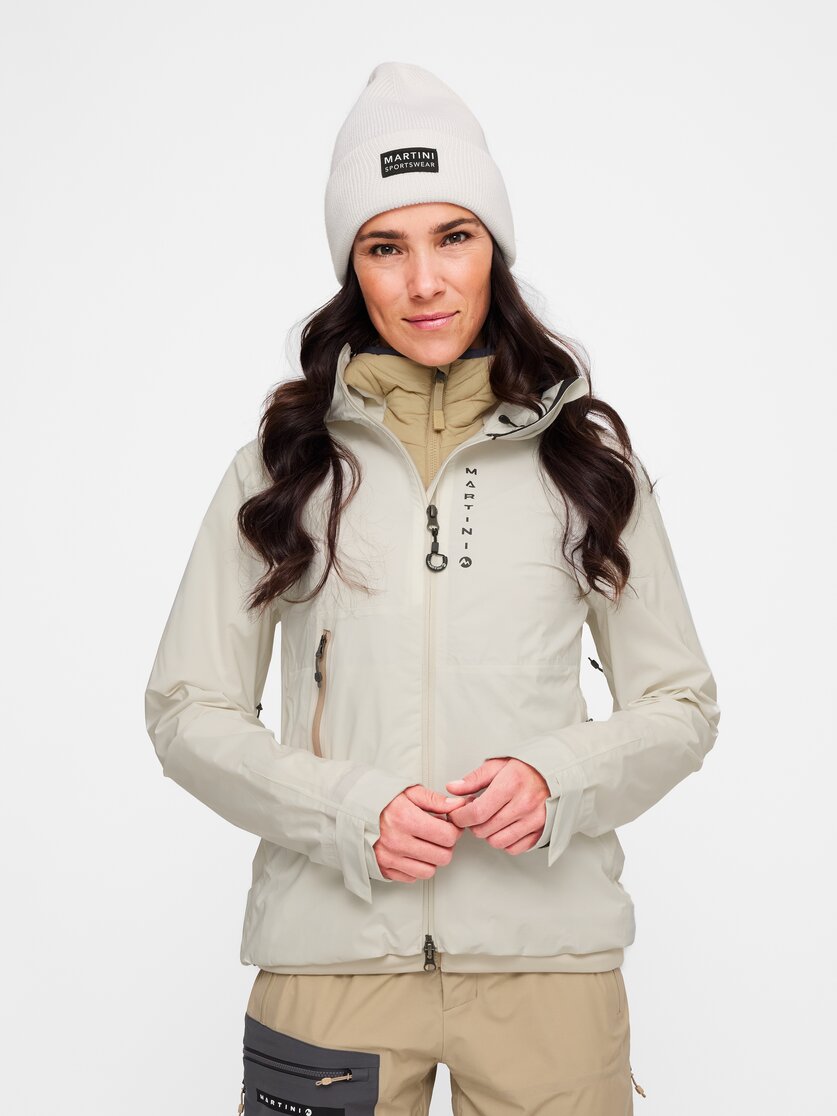 Martini Sportswear - Firstline 2,5L Jacket W - Hardshell jackets in winter apple - front view model - Women