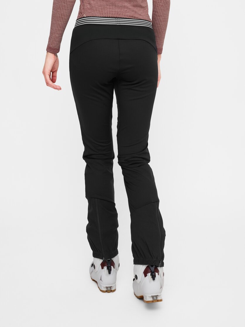 Martini Sportswear - Desire Pants W  - Lange Hosen in true navy - Rückansicht Model - Damen