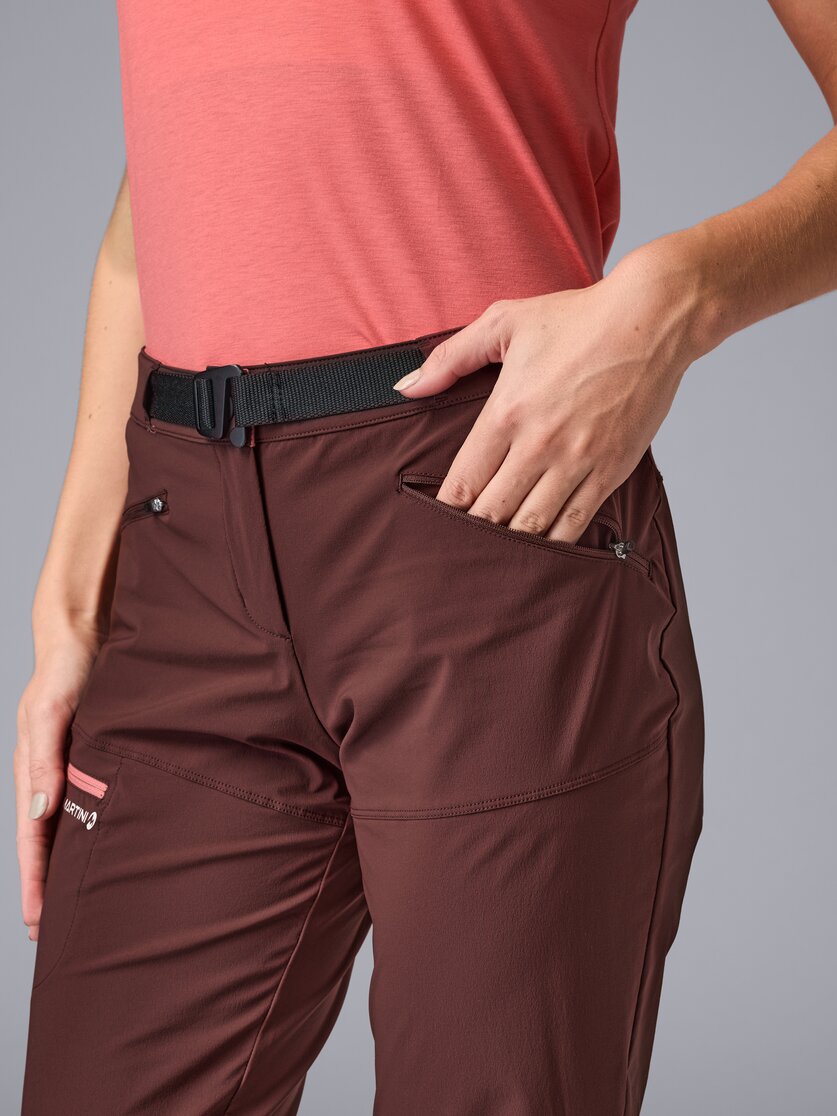 Martini Sportswear - Sunrise Pants W - Long pants in black - Detail 1 - Women