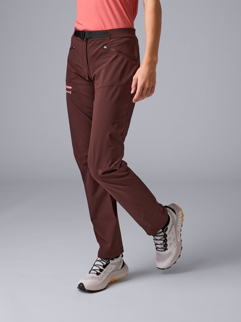 Martini Sportswear - Sunrise Pants W - Long pants in black - front view model - Women