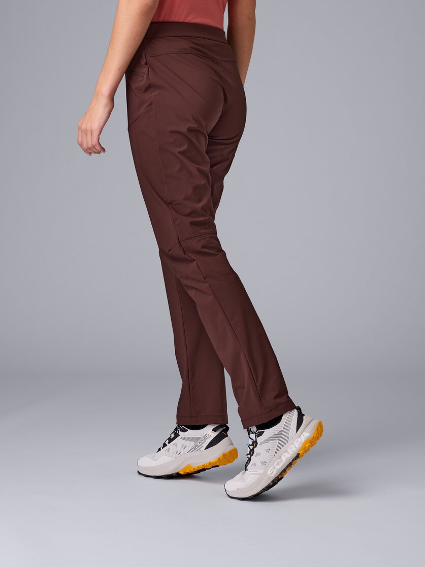Martini Sportswear - Sunrise Pants W - Long pants in black - rear view model - Women