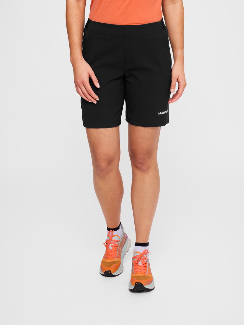 Martini Sportswear - Highventure Alpine Shorts W - Shorts in black - front view model - Women
