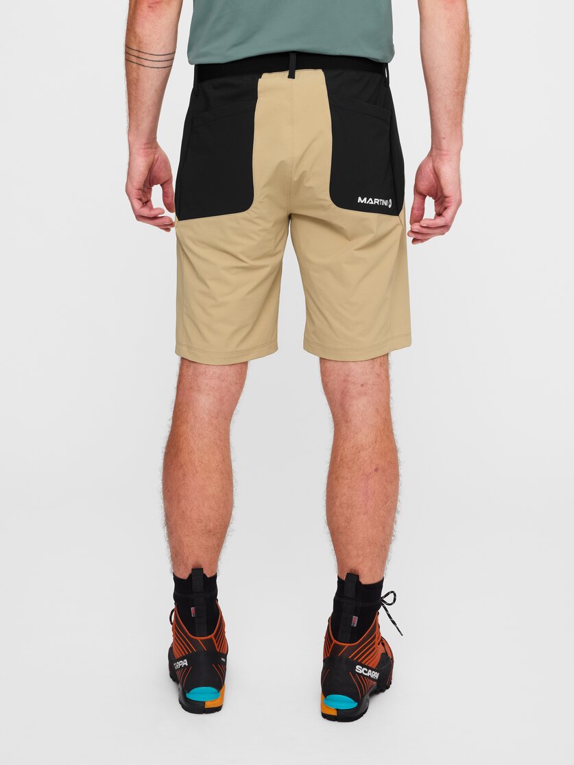 Martini Sportswear - Highventure Alpine Shorts M - Kurze Hosen in true navy-limeskin - Rückansicht Model - Herren