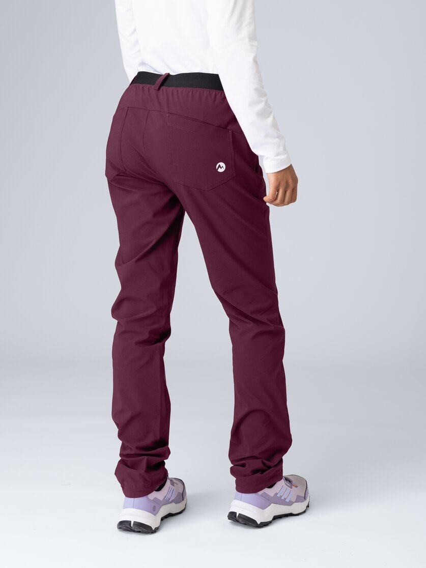 Martini Sportswear - Recharge Pants W - Lange Hosen in mosstone - Rückansicht Model - Damen
