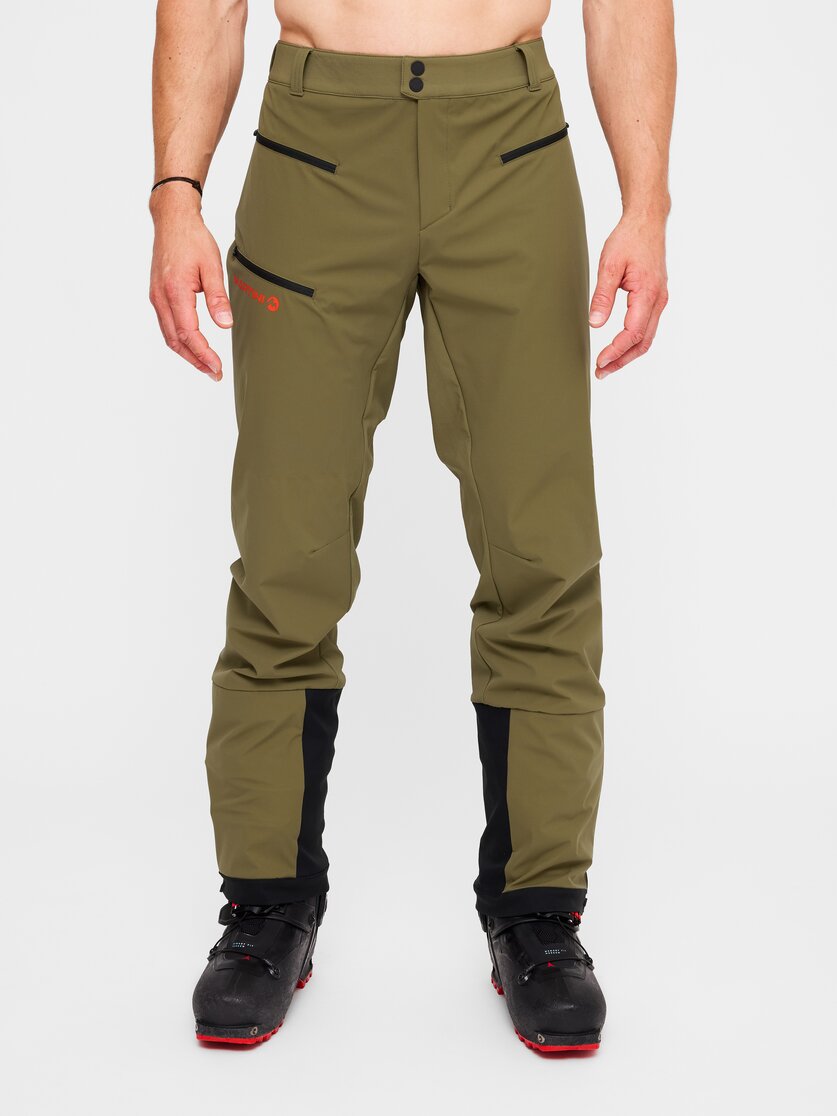 Martini Sportswear - Horizon Pants M - Pantaloni lunghi in spanish green - vista frontale modello - Uomo