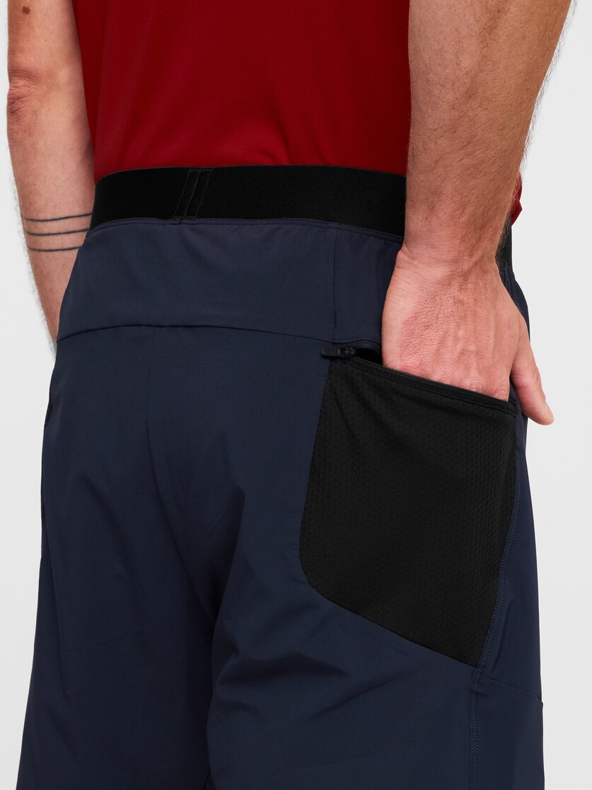 Martini Sportswear - Hillclimb 2in1 Shorts M - Kurze Hosen in true navy - Detail 3 - Herren