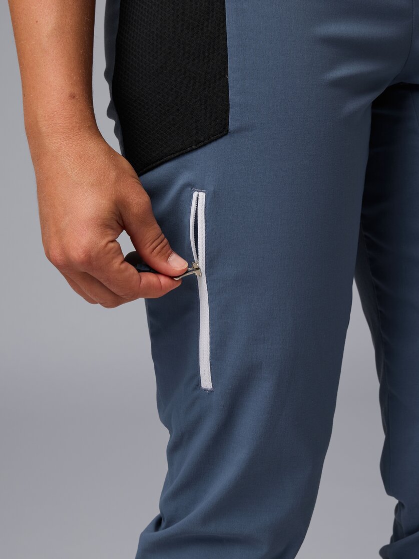 Martini Sportswear - Pacemaker Pants W - Pantaloni lunghi in black - Dettaglio 2 - Donna