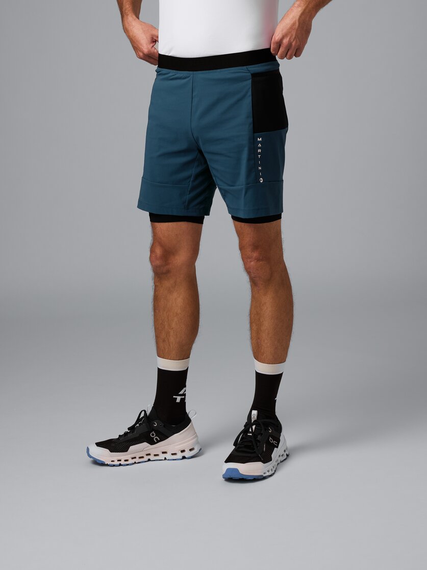 Martini Sportswear - Pacemaker 2In1 Shorts M - Shorts in black - front view model - Men