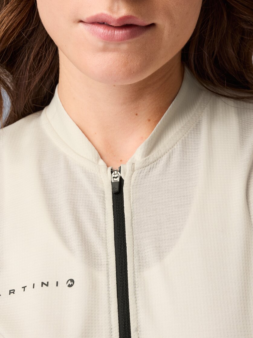 Martini Sportswear - Flowtrail Zip Shirt W - T-Shirts in black - Detail 3 - Women