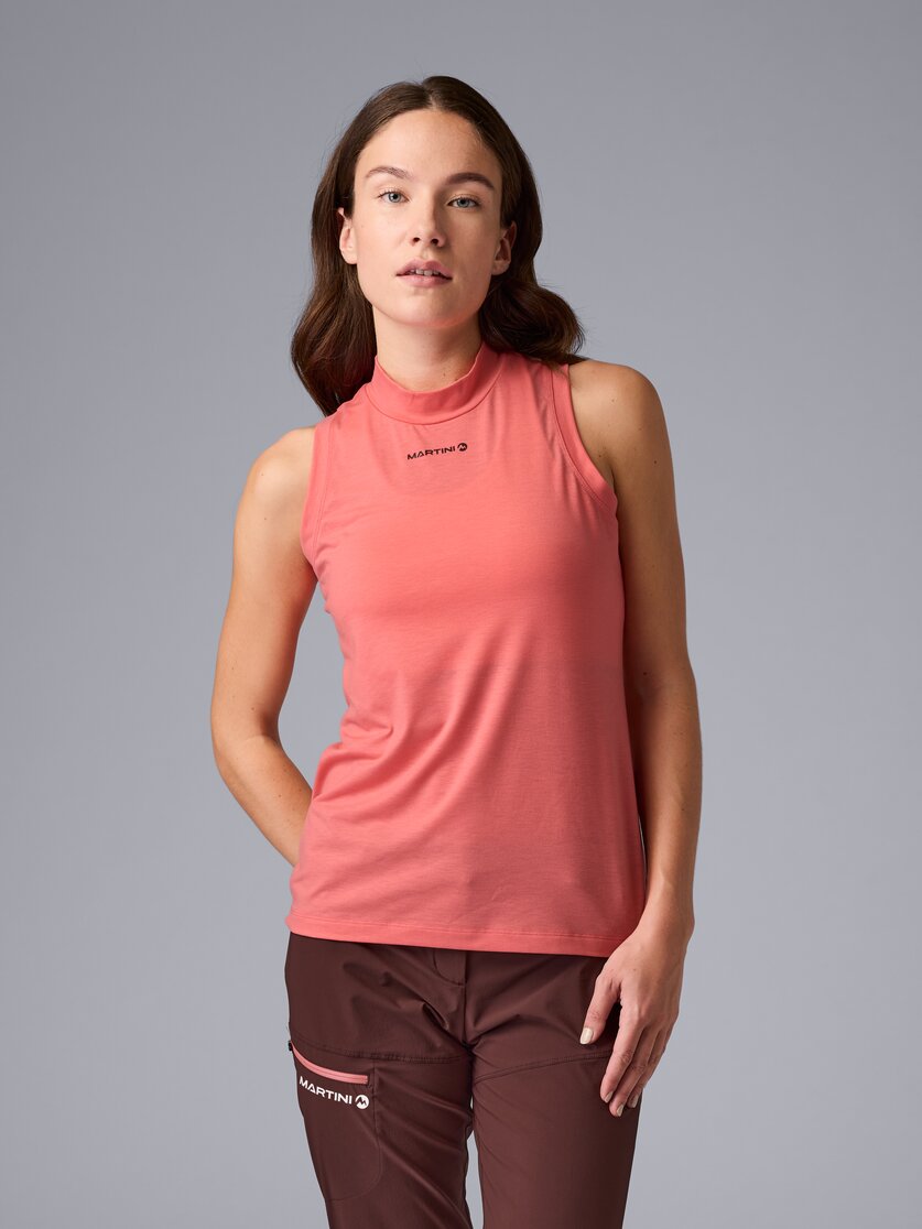 Martini Sportswear - Trektech Sleeveless Shirt W - Tops in white - vista frontale modello - Donna