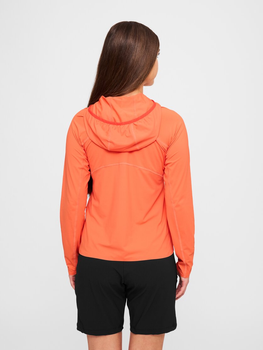 Martini Sportswear - Hillclimb ProTec Hooded Shirt W - Maglie a maniche lunghe in white-black - vista laterale modello - Donna