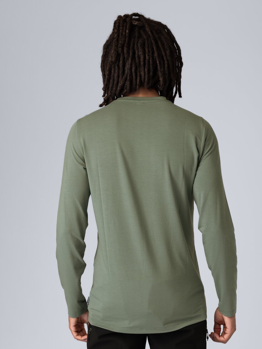 Martini Sportswear - Argon Shirt M - Langarmshirts in seaport - Rückansicht Model - Herren