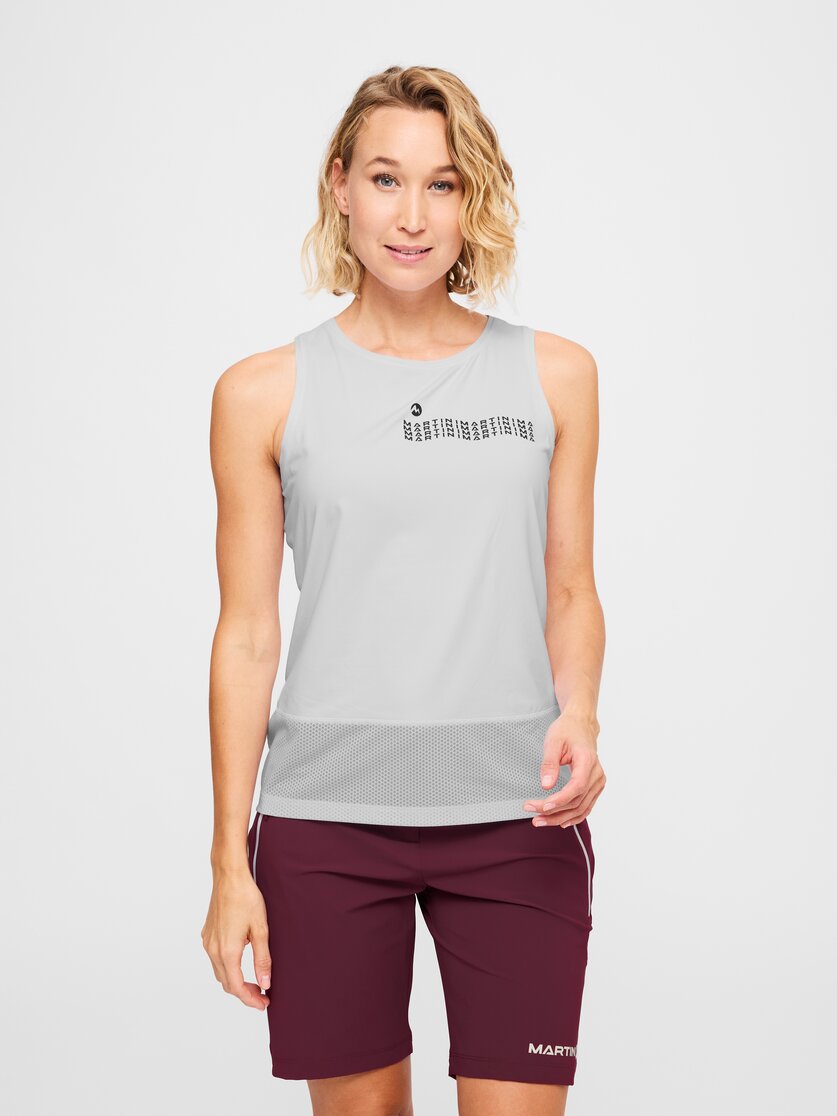 Martini Sportswear - Alpmate Drive Tanktop W - Tops in white - Vorderansicht Model - Damen